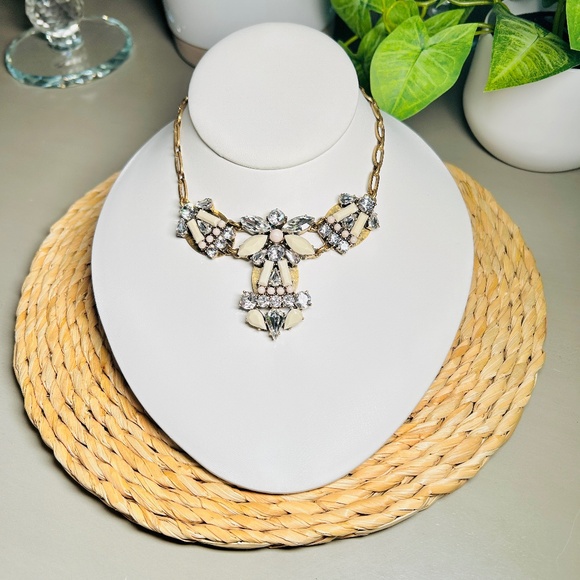 J CREW Art Deco Antique Gold & Cream, Bib Necklace, Rhinestones - Picture 5 of 12